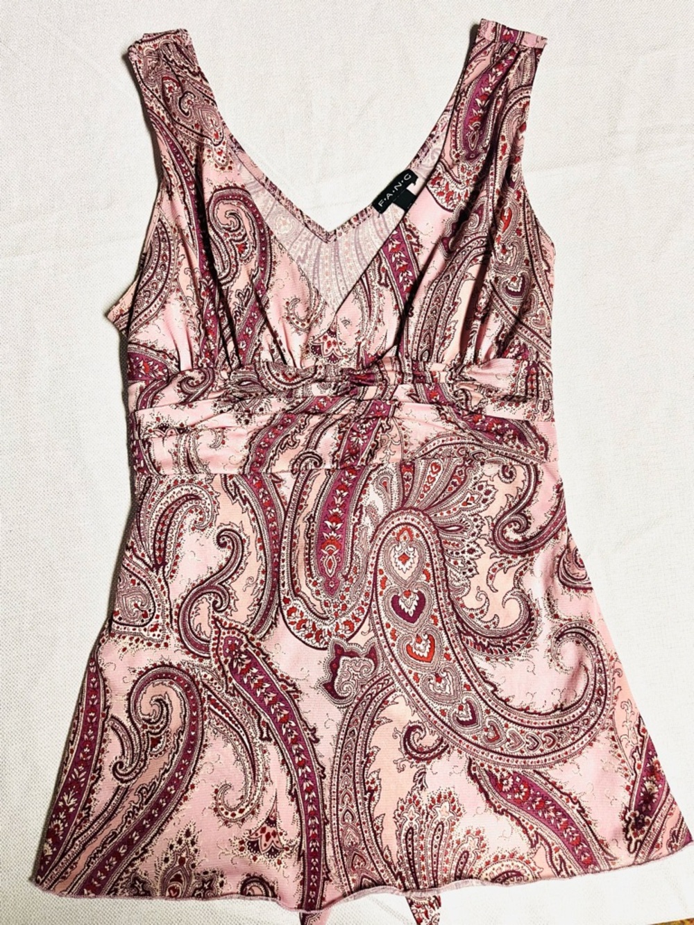 FANG Pink Paisley V-Neck Sleeveless Tank - Picture 2 of 7